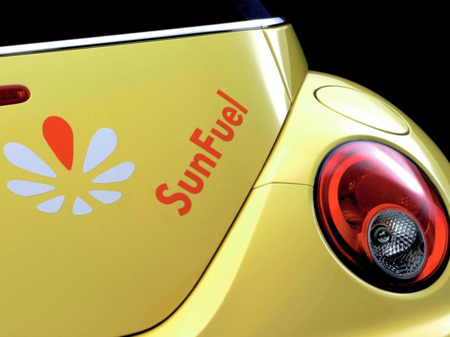  Volkswagen New Beetle Cabriolet Sunfuel Concept 2006 года  (фото 11 из 14)